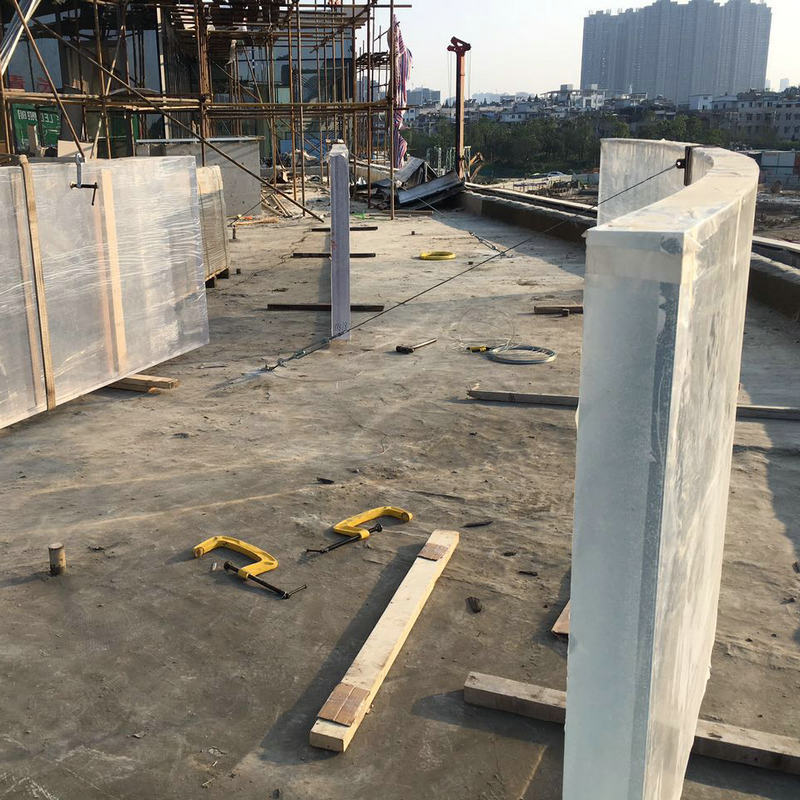 透明网红泳池